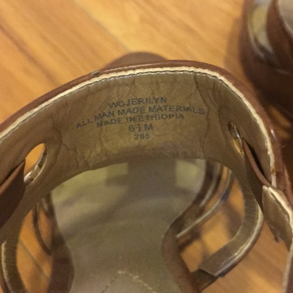 GUESS brown wedge heel shoes, size 6.5 - Picture 4 of 5